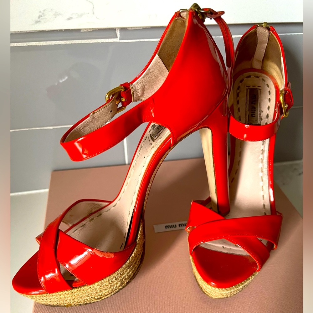 Miu Miu Red Patent Leather Espadrille Platform High Heel Ankle Strap Sandals 40